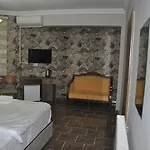 Mevlana Palace Otel 3*
