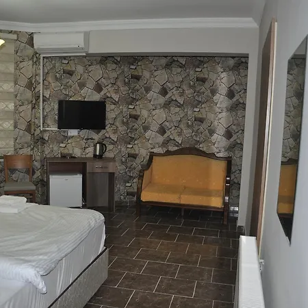 Mevlana Palace Szálloda 3*